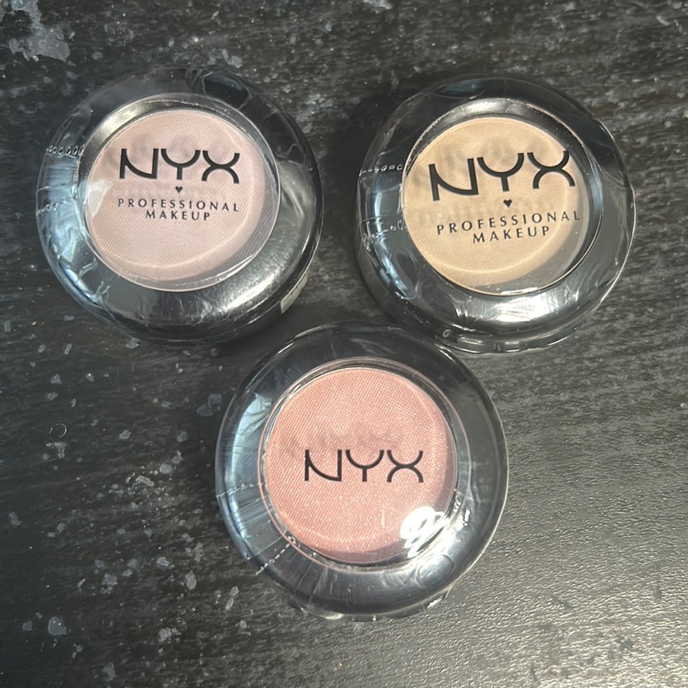 NWT NYX Eyeshadow Singles Professional Bundle